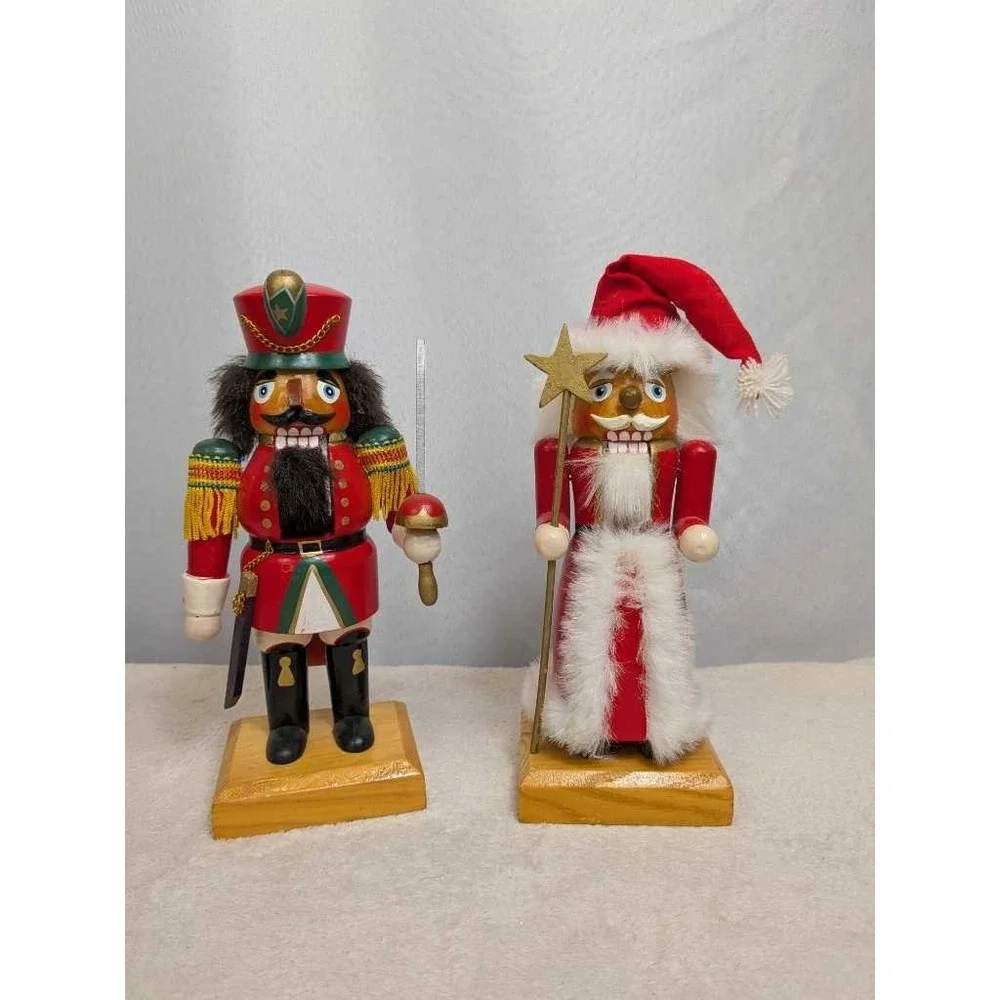 Holiday Time Nutcracker Soldier & Santa Claus Christmas‎ Decor Set